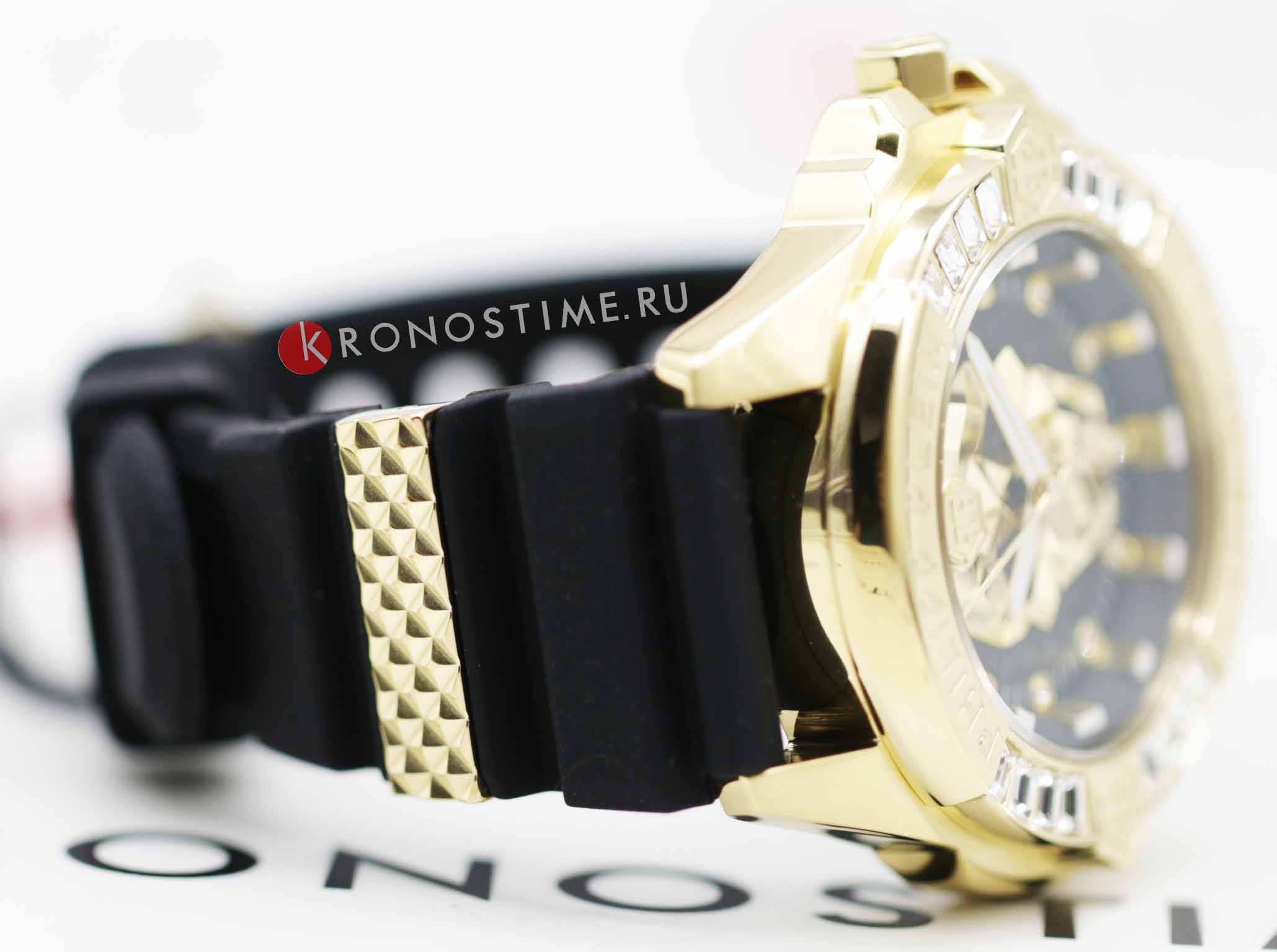 Philipp Plein PWNAA0122 женские часы застежка крупным планом